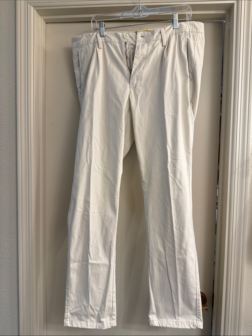 Classic men’s  creamJeans - Brand Unspecified